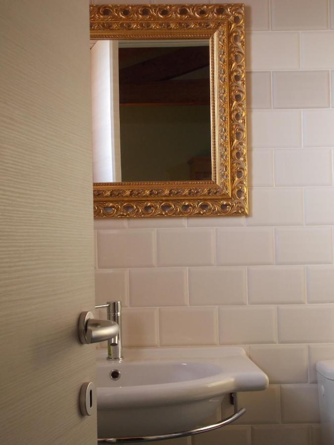 B&B Pibitzoi Nurallào Buitenkant foto