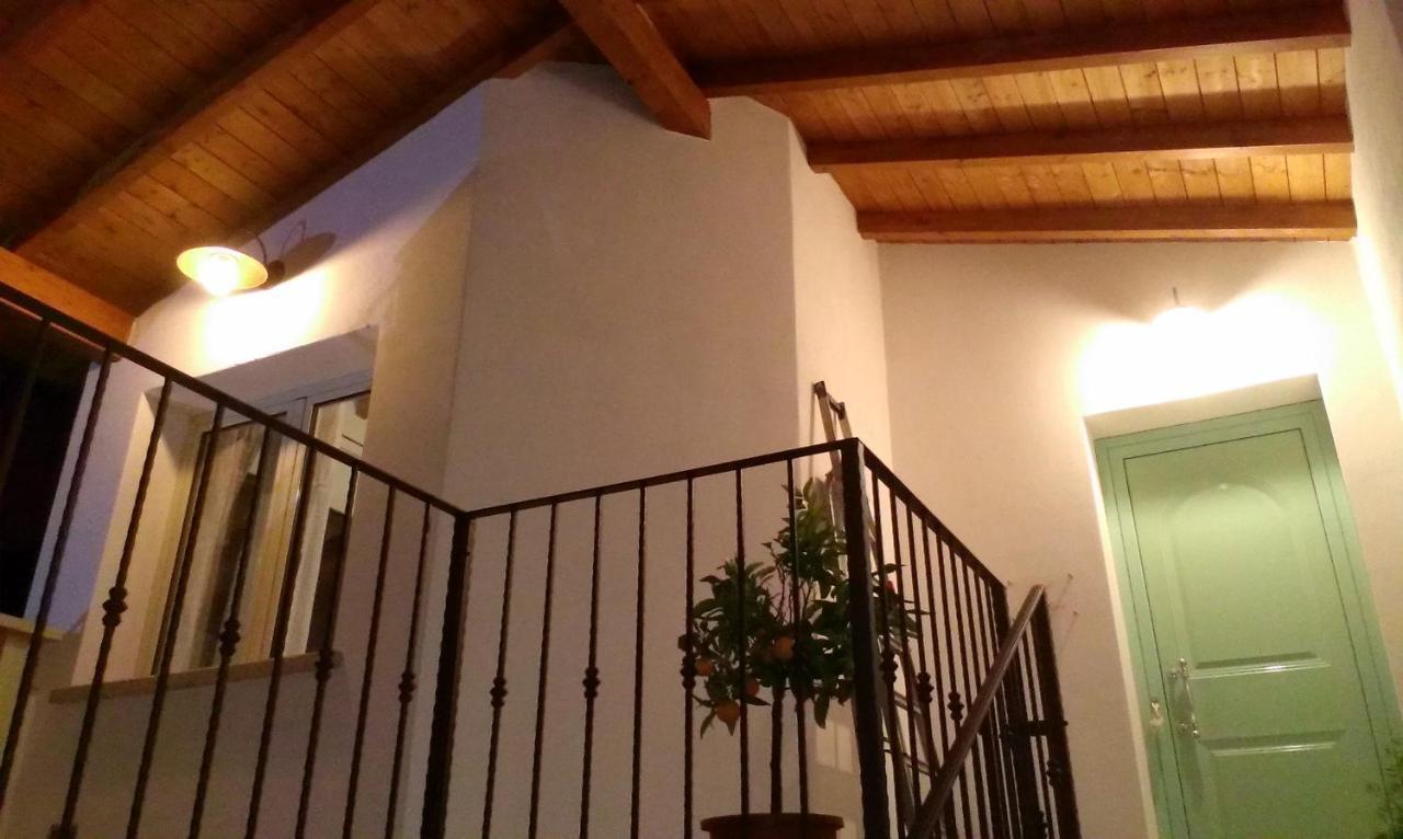 B&B Pibitzoi Nurallào Buitenkant foto