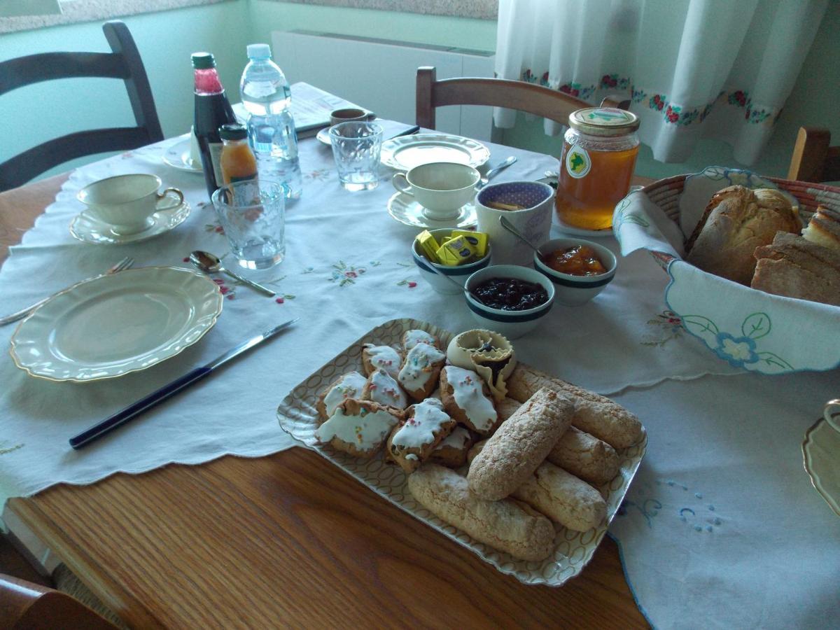 B&B Pibitzoi Nurallào Buitenkant foto